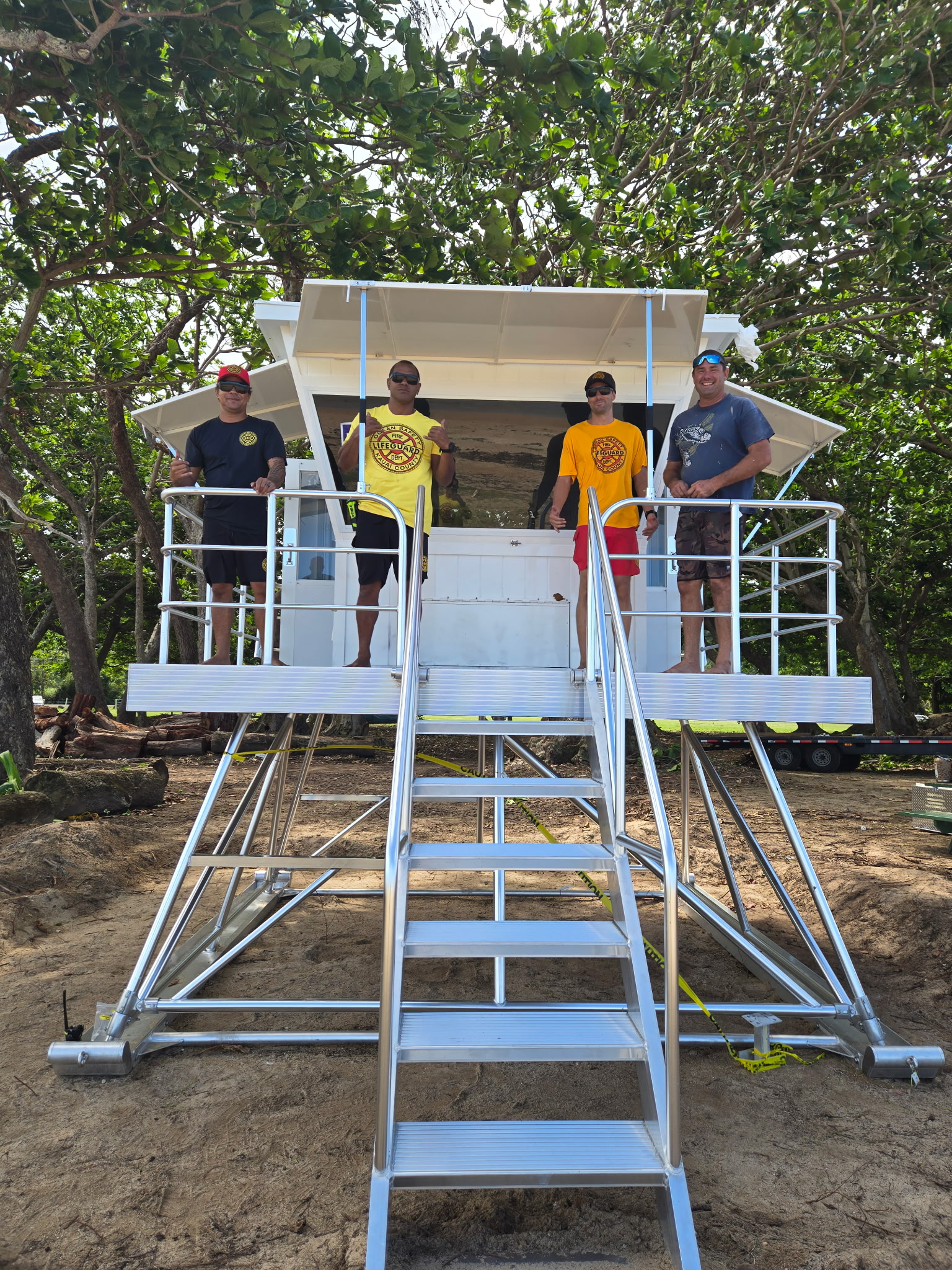 Wanini Lifeguard Tower.jpg