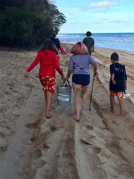 Beach clean up by Girl Scout Troop 775
